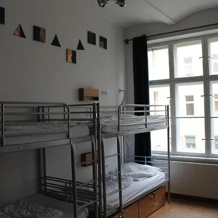 Odyssee Otel *
